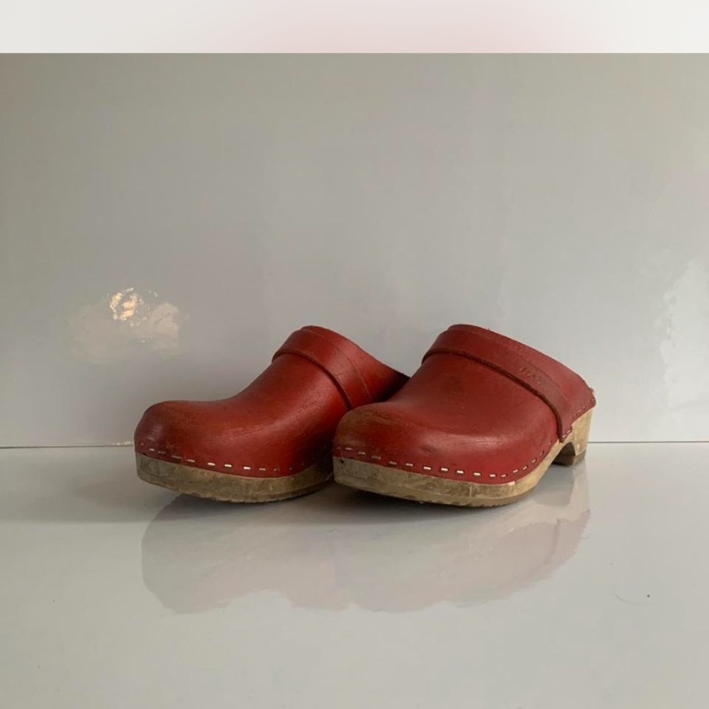 Classic Red Swedish Hasbeens Clogs